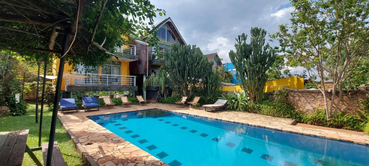 Yellow Haven Lodge 캄팔라 외부 사진